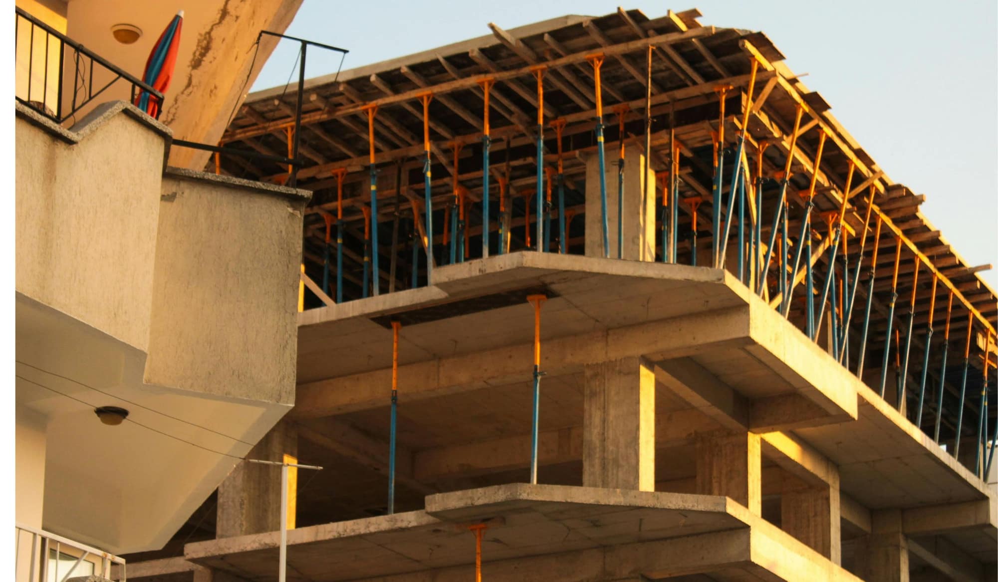 Construction quantity survey and budgeting review on site
